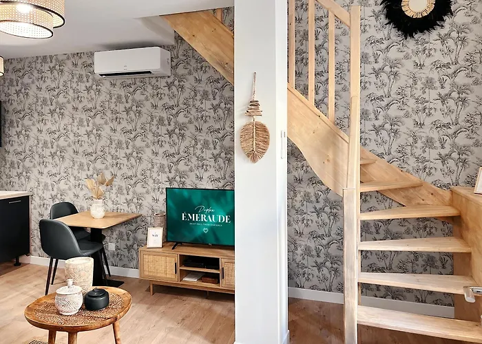 Emeraude Duplex 아파트 *