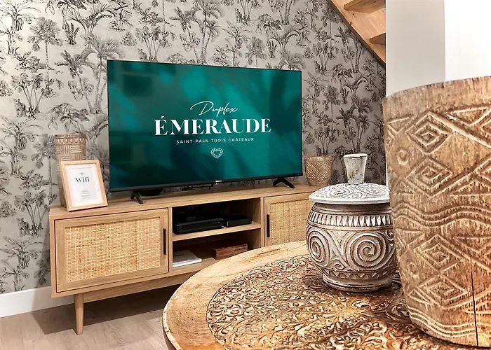 Emeraude Duplex 아파트 *